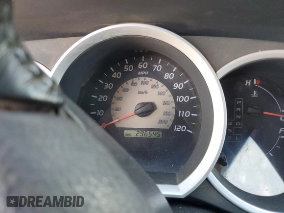 2007 Toyota Tacoma PreRunner with VIN 3TMJU62N57M047584, listed as a Copart auction lot 55884725 with 296,545 mi miles and Salvage title. Bid and sale history available at DreamBid. Image 9.