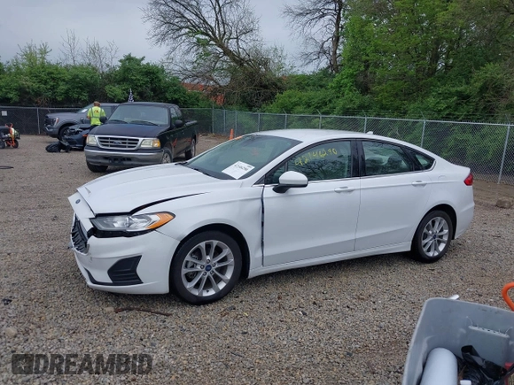 2020 Ford Fusion SE with VIN 3FA6P0LU5LR151074, listed as a IAAI auction lot 42146290 with 98,574 mi miles and . Bid and sale history available at carsss.com. Image 15.