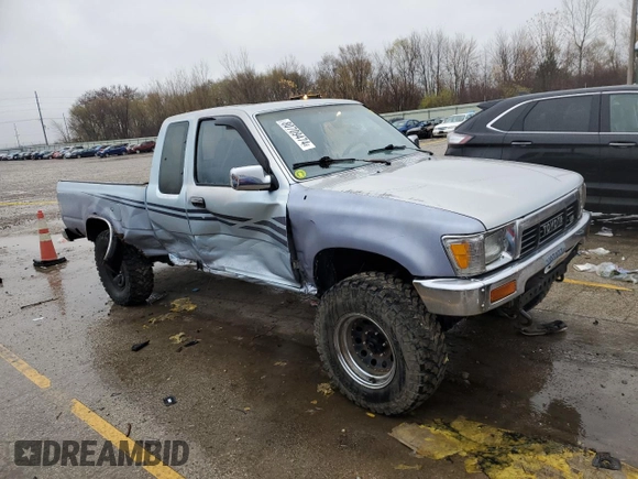1991 Toyota Pickup DLX z VIN JT4VN13GXM5041525, wystawiony jako Copart lot #80709474 z przebiegiem 309 094 mil mil oraz Szkoda całkowita • Salvage title. Historia ofert i sprzedaży dostępna na DreamBid. Obrazek 4.