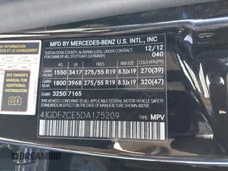 2013 Mercedes-Benz GL-Class GL 450 with VIN 4JGDF7CE5DA175209, listed as a IAAI auction lot 40466251 with 80,770 mi miles. Bid and sale history available at carsss.com. Image 9.