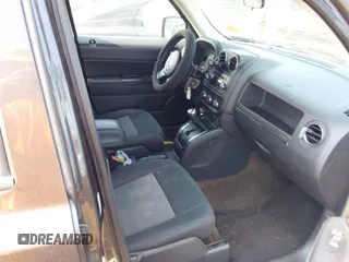 2014 Jeep Patriot Latitude с VIN 1C4NJPFB6ED730175, выставлен на аукционе IAAI как лот 42705824 с пробегом 160 827 миль миль и . История ставок и продаж доступна на DreamBid. Изображение 5.