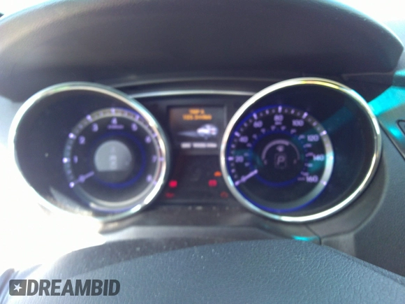2014 Hyundai Sonata SE with VIN 5NPEC4AC5EH923646, listed as a IAAI auction lot 41935203 with 90,506 mi miles and . Bid and sale history available at DreamBid. Image 7.