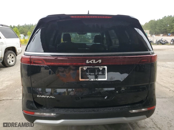 2024 Kia Carnival LX with VIN KNDNB4H35R6399035, listed as a Copart auction lot 71536114 with 3,022 mi miles and Salvage Title. Bid and sale history available at carsss.com. Image 6.