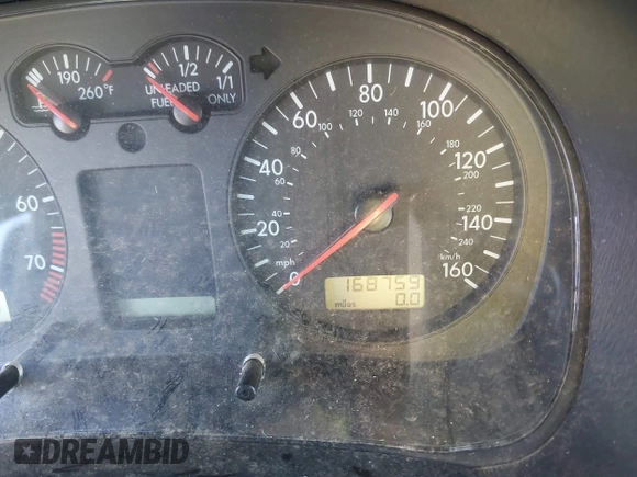 2000 Volkswagen Jetta z VIN 3VWSC29M5YM167509, wystawiony jako IAAI lot #42137350 z przebiegiem 168 759 mil mil oraz . Historia ofert i sprzedaży dostępna na DreamBid. Obrazek 7.
