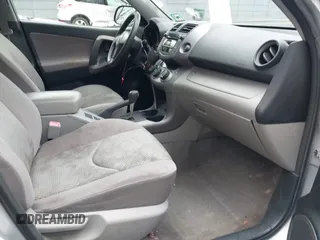 2008 Toyota RAV4 with VIN JTMBD33V786076474, listed as a IAAI auction lot 41737663 with 127,164 mi miles. Bid and sale history available at carsss.com. Image 5.