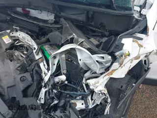 2017 Toyota RAV4 XLE с VIN JTMWFREV9HJ126106, выставлен на аукционе IAAI как лот 42240404 с пробегом 114 миль миль и . История ставок и продаж доступна на DreamBid. Изображение 20.