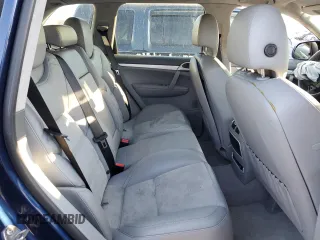 2010 Porsche Cayenne with VIN WP1AD2AP6ALA62078, listed as a Copart auction lot 42240135 with 127,848 mi miles and Salvage title. Bid and sale history available at DreamBid. Image 11.
