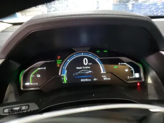 2018 Honda Clarity Plug-In Hybrid with VIN JHMZC5F13JC015862, listed as a Copart auction lot 71378534 with 52,248 mi miles and Non Repairable. Bid and sale history available at carsss.com. Image 9.