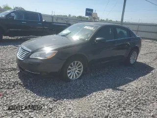 2014 Chrysler 200 LX with VIN 1C3CCBAB5EN209586, listed as a Copart auction lot 52146335 with 203,829 mi miles and Salvage Title. Bid and sale history available at carsss.com. Image 1.