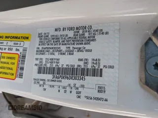 2013 Ford Fusion Titanium with VIN 3FA6P0K96DR303345, listed as a IAAI auction lot 41921106 with 131,732 mi miles. Bid and sale history available at carsss.com. Image 9.