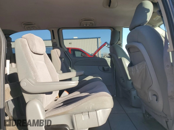 2007 Chrysler Town & Country LWB Touring with VIN 2A4GP54L57R258844, listed as a Copart auction lot 88351265 with 141,521 mi miles and Salvage Title. Bid and sale history available at carsss.com. Image 11.