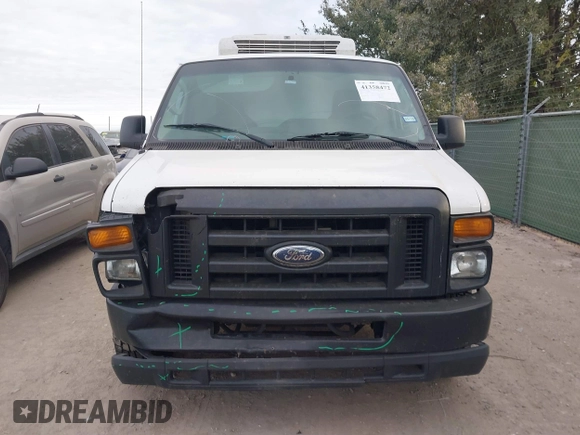 2011 Ford Econoline Cargo Commercial with VIN 1FTNE2EL6BDB25697, listed as a IAAI auction lot 41358472 with 384,517 mi miles. Bid and sale history available at carsss.com. Image 12.