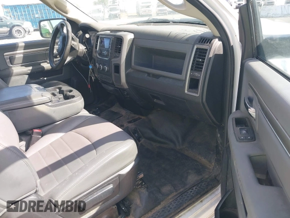 2015 Ram 2500 Tradesman z VIN 3C7WR4AT8FG573414, wystawiony jako IAAI lot #42297099 z przebiegiem 143 273 mil mil oraz . Historia ofert i sprzedaży dostępna na DreamBid. Obrazek 5.