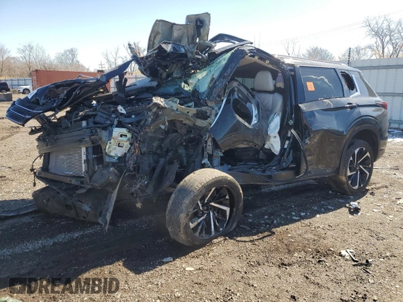2022 Mitsubishi Outlander SEL z VIN JA4J4VA86NZ007865, wystawiony jako Copart lot #48205825 z przebiegiem Nie podano mil oraz Szkoda całkowita • Salvage title. Historia ofert i sprzedaży dostępna na DreamBid. Obrazek 1.