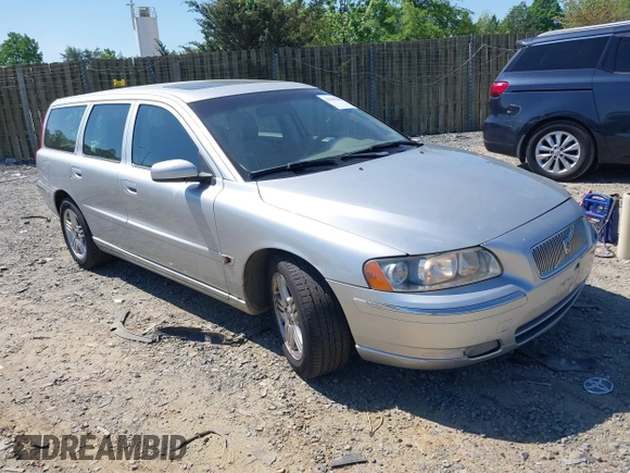 2006 Volvo V70 2.5L Turbo with VIN YV1SW592062557300, listed as a IAAI auction lot 42186688 with 206,502 mi miles and . Bid and sale history available at DreamBid. Image 1.
