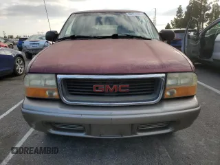 2000 GMC Jimmy SL with VIN 1GKCS13WXY2180539, listed as a Copart auction lot 89411665 with 167,674 mi miles and Salvage Title. Bid and sale history available at carsss.com. Image 5.