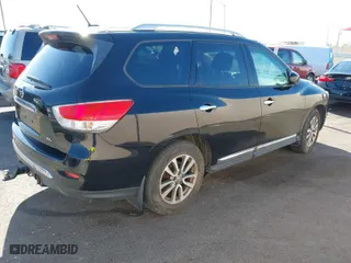2014 Nissan Pathfinder Platinum with VIN 5N1AR2MN6EC634877, listed as a IAAI auction lot 41935514 with 167,102 mi miles. Bid and sale history available at carsss.com. Image 4.