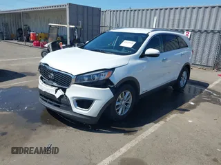 2017 Kia Sorento LX with VIN 5XYPGDA59HG307040, listed as a IAAI auction lot 42125920 with 125,303 mi miles and . Bid and sale history available at carsss.com. Image 18.