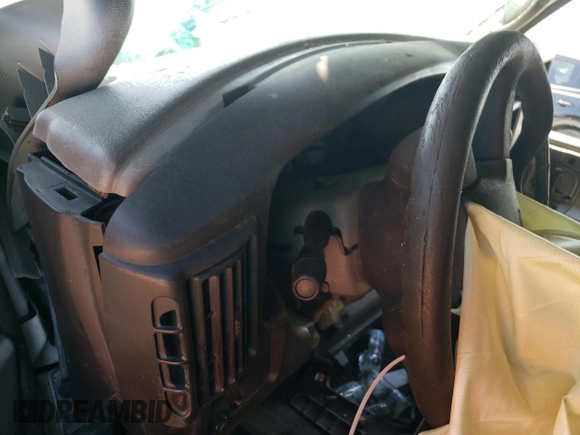 2005 Chevrolet Express Cargo Van with VIN 1GCGG25V451101733, listed as a Copart auction lot 52083005 with 0 mi miles and Salvage Title. Bid and sale history available at carsss.com. Image 8.