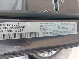 2021 Jeep Cherokee Latitude Lux with VIN 1C4PJLMX7MD150593, listed as a IAAI auction lot 42066825 with Not provided miles and . Bid and sale history available at DreamBid. Image 9.