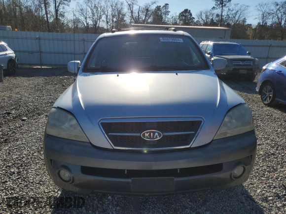 2005 Kia Sorento LX with VIN KNDJD733355371302, listed as a Copart auction lot 86979004 with 140,905 mi miles and Salvage Title. Bid and sale history available at carsss.com. Image 5.