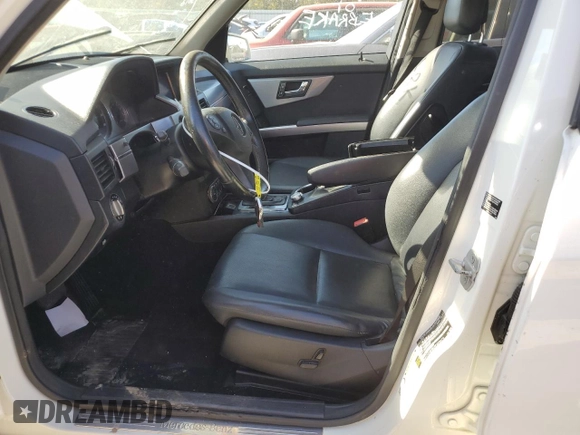 2010 Mercedes-Benz GLK 350 with VIN WDCGG8HB0AF325674, listed as a Copart auction lot 75685174 with 189,295 mi miles and Clean Title. Bid and sale history available at DreamBid. Image 7.