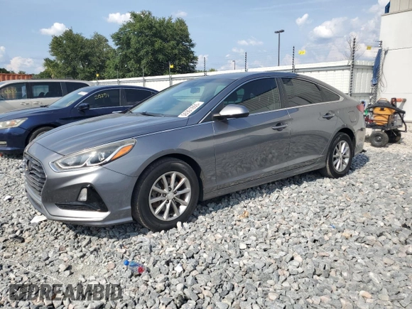 2018 Hyundai Sonata SE z VIN 5NPE24AF8JH630881, wystawiony jako Copart lot #56301655 z przebiegiem 145 534 mil mil oraz Czysty tytuł • Clean title. Historia ofert i sprzedaży dostępna na DreamBid. Obrazek 1.
