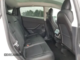 2020 Tesla Model Y Long Range z VIN 5YJYGDEE7LF010461, wystawiony jako Copart lot #55184315 z przebiegiem 88 285 mil mil oraz Szkoda całkowita • Salvage title. Historia ofert i sprzedaży dostępna na DreamBid. Obrazek 10.