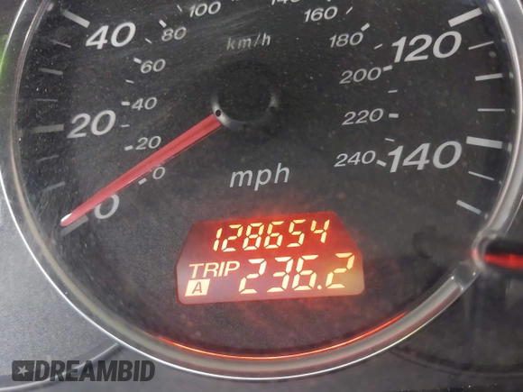 2008 Mazda 6 i Sport VE with VIN 1YVHP80C885M24820, listed as a IAAI auction lot 41728989 with 18,654 mi miles. Bid and sale history available at carsss.com. Image 7.