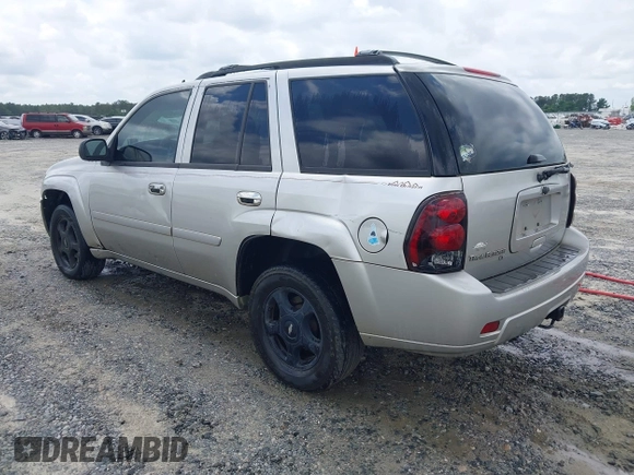 2006 Chevrolet TrailBlazer LS with VIN 1GNDS13S062218295, listed as a IAAI auction lot 42155383 with 237,179 mi miles and . Bid and sale history available at DreamBid. Image 3.