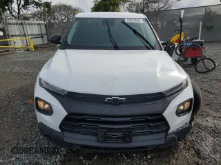 2021 Chevrolet TrailBlazer LS with VIN KL79MMS22MB058541, listed as a Copart auction lot 48895935 with 55,460 mi miles and Salvage Title. Bid and sale history available at carsss.com. Image 5.