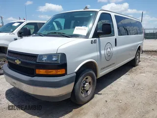 2020 Chevrolet Express Passenger LS с VIN 1GAZGNFG8L1242580, выставлен на аукционе IAAI как лот 42512136 с пробегом 12 339 миль миль и . История ставок и продаж доступна на DreamBid. Изображение 17.