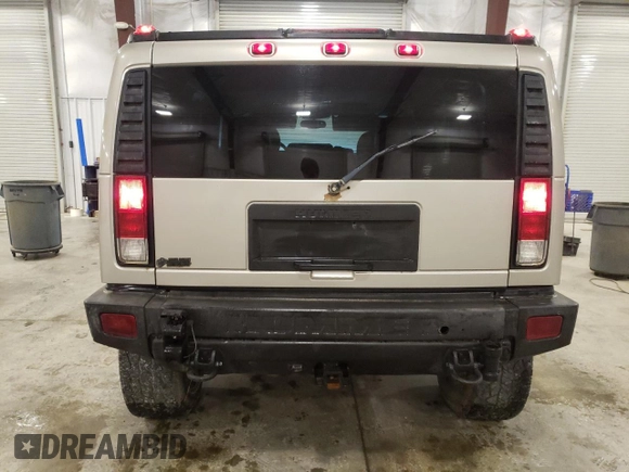 2007 Hummer H2 SUV z VIN 5GRGN23U37H110237, wystawiony jako Copart lot #55328955 z przebiegiem 273 955 mil mil oraz Szkody całkowita. Historia ofert i sprzedaży dostępna na DreamBid. Obrazek 6.