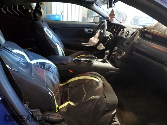 2018 Ford Mustang EcoBoost with VIN 1FA6P8TH6J5184358, listed as a Copart auction lot 46932365 with 99,741 mi miles and Clean Title. Bid and sale history available at DreamBid. Image 10.