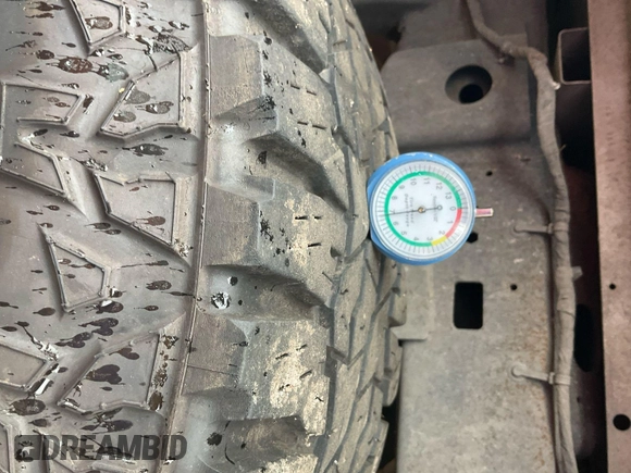 2019 Ram 2500 Tradesman with VIN 3C6UR5CL6KG598109, listed as a IAAI auction lot 42792700 with 167,668 mi miles and . Bid and sale history available at DreamBid. Image 12.