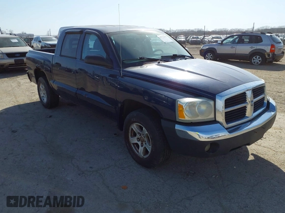 2005 Dodge Dakota SLT z VIN 1D7HE48N55S163580, wystawiony jako IAAI lot #41776155 z przebiegiem 164 671 mil mil oraz . Historia ofert i sprzedaży dostępna na DreamBid. Obrazek 1.