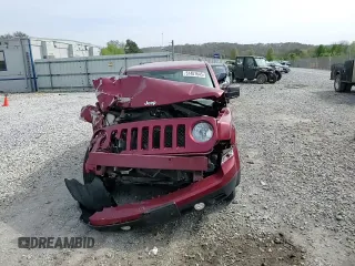 2015 Jeep Patriot Latitude z VIN 1C4NJRFB8FD207205, wystawiony jako Copart lot #51487645 z przebiegiem 181 649 mil mil oraz Szkoda całkowita • Salvage title. Historia ofert i sprzedaży dostępna na DreamBid. Obrazek 12.