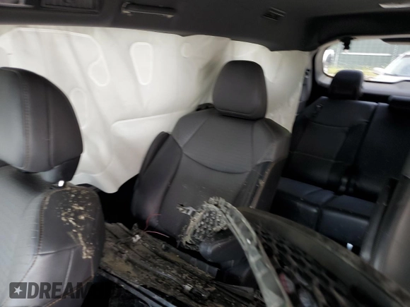 2022 Toyota Sienna XLE Woodland Edition with VIN 5TDASKFC3NS047202, listed as a Copart auction lot 68211834 with 0 mi miles and Salvage Title. Bid and sale history available at carsss.com. Image 10.