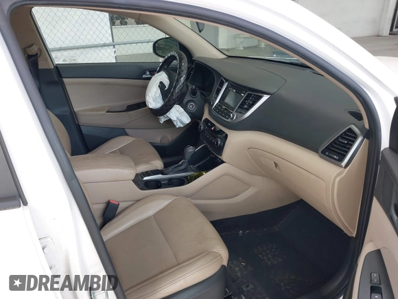 2016 Hyundai Tucson SE z VIN KM8J33A48GU192135, wystawiony jako IAAI lot #42216339 z przebiegiem 79 283 mil mil oraz . Historia ofert i sprzedaży dostępna na DreamBid. Obrazek 5.