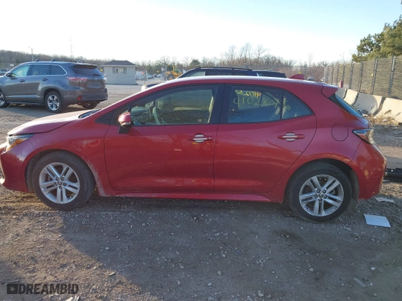 2021 Toyota Corolla Hatchback SE with VIN JTND4MBE2M3119139, listed as a IAAI auction lot 41028076 with 33,324 mi miles. Bid and sale history available at carsss.com. Image 15.