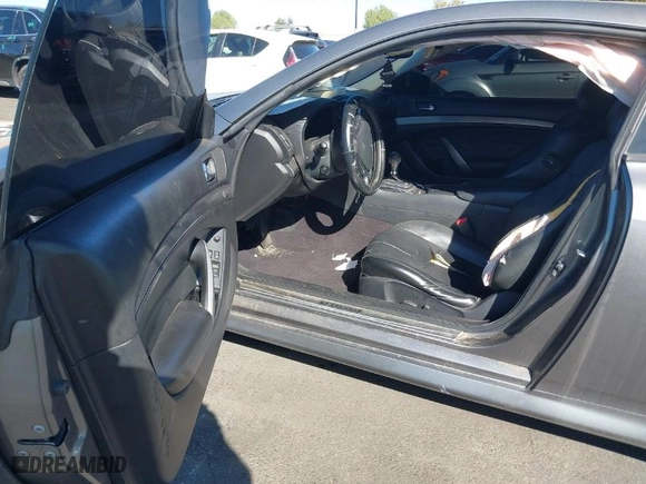 2012 Infiniti G37 Coupe IPL with VIN JN1CV6EK1CM424685, listed as a IAAI auction lot 41625622 with 121,993 mi miles. Bid and sale history available at carsss.com. Image 5.