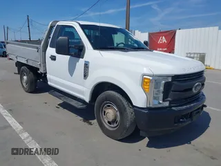 2017 Ford Super Duty F-250 SRW XL with VIN 1FDBF2A67HED12414, listed as a IAAI auction lot 41852874 with 71,789 mi miles. Bid and sale history available at carsss.com. Image 1.