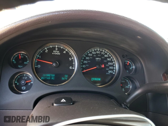 2011 GMC Yukon XL Denali with VIN 1GKS1MEF8BR359853, listed as a Copart auction lot 88512005 with 207,749 mi miles and Salvage Title. Bid and sale history available at carsss.com. Image 9.