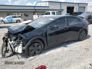 2024 Toyota Prius LE with VIN JTDACAAU4R3045215, listed as a Copart auction lot 62582995 with 7,652 mi miles and Salvage title. Bid and sale history available at DreamBid. Image 1.