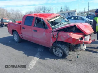 2006 Dodge Dakota SLT with VIN 1D7HE48K76S505943, listed as a IAAI auction lot 41410318 with 224,123 mi miles. Bid and sale history available at carsss.com. Image 1.
