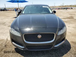 2019 Jaguar XF 25t Premium z VIN SAJBJ4FX9KCY78949, wystawiony jako Copart lot #61766675 z przebiegiem 193 626 mil mil oraz Szkoda całkowita • Salvage title. Historia ofert i sprzedaży dostępna na DreamBid. Obrazek 5.