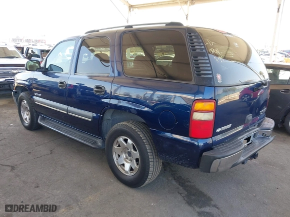 2003 Chevrolet Tahoe LS with VIN 1GNEC13V23R244296, listed as a IAAI auction lot 41999004 with 272,455 mi miles. Bid and sale history available at carsss.com. Image 3.