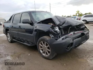 2002 Chevrolet Avalanche z VIN 3GNEC13TX2G104249, wystawiony jako Copart lot #62910112 z przebiegiem 217 614 mil mil oraz Szkoda całkowita • Salvage title. Historia ofert i sprzedaży dostępna na DreamBid. Obrazek 1.