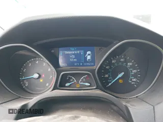 2013 Ford Focus SE with VIN 1FADP3F20DL361469, listed as a IAAI auction lot 41457037 with 127,852 mi miles. Bid and sale history available at carsss.com. Image 7.