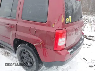 2015 Jeep Patriot Sport with VIN 1C4NJPBA4FD313006, listed as a IAAI auction lot 41536772 with 148,914 mi miles. Bid and sale history available at carsss.com. Image 6.